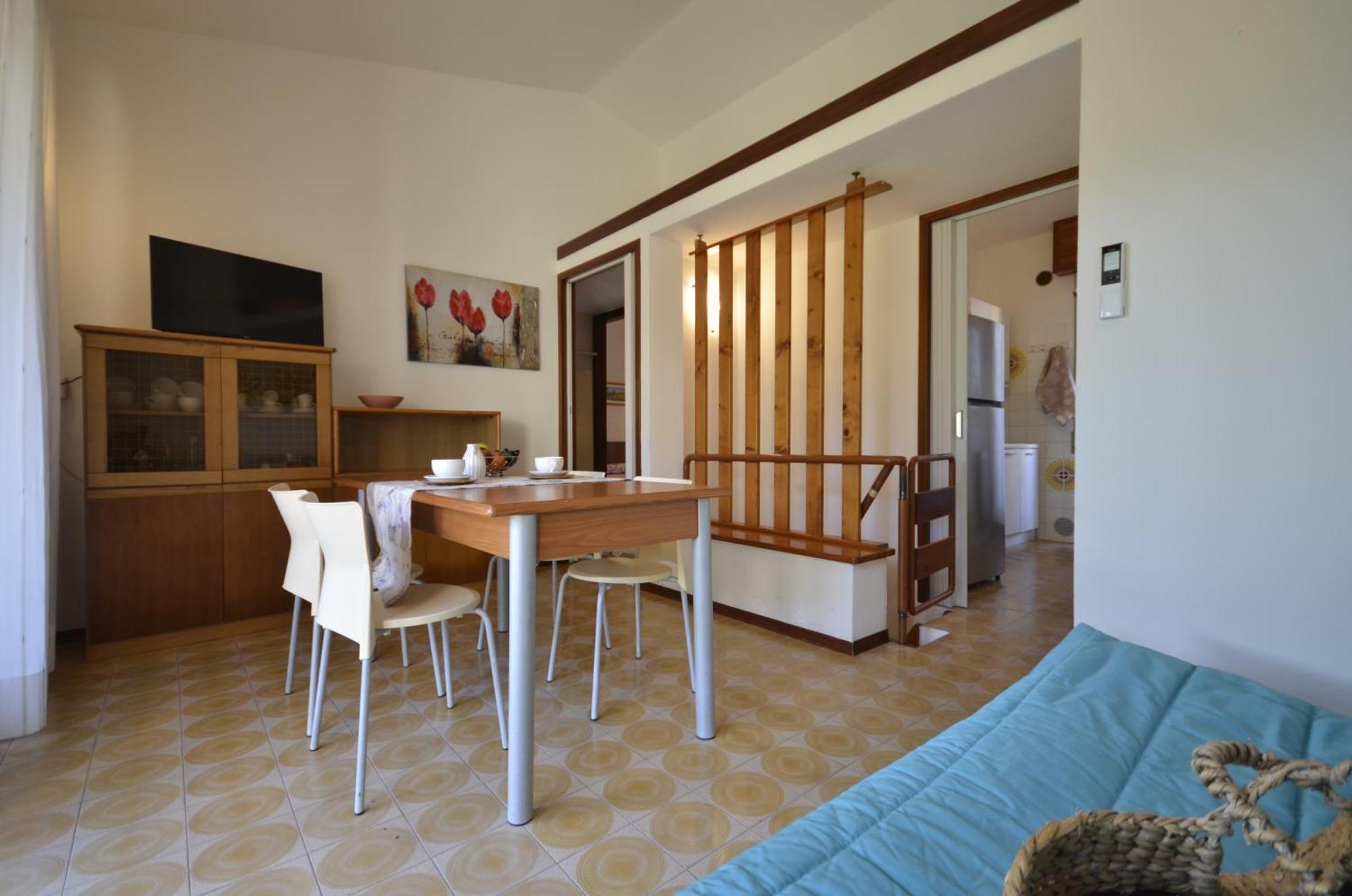 Villaggio Club Dei Pini 비비오네 외부 사진