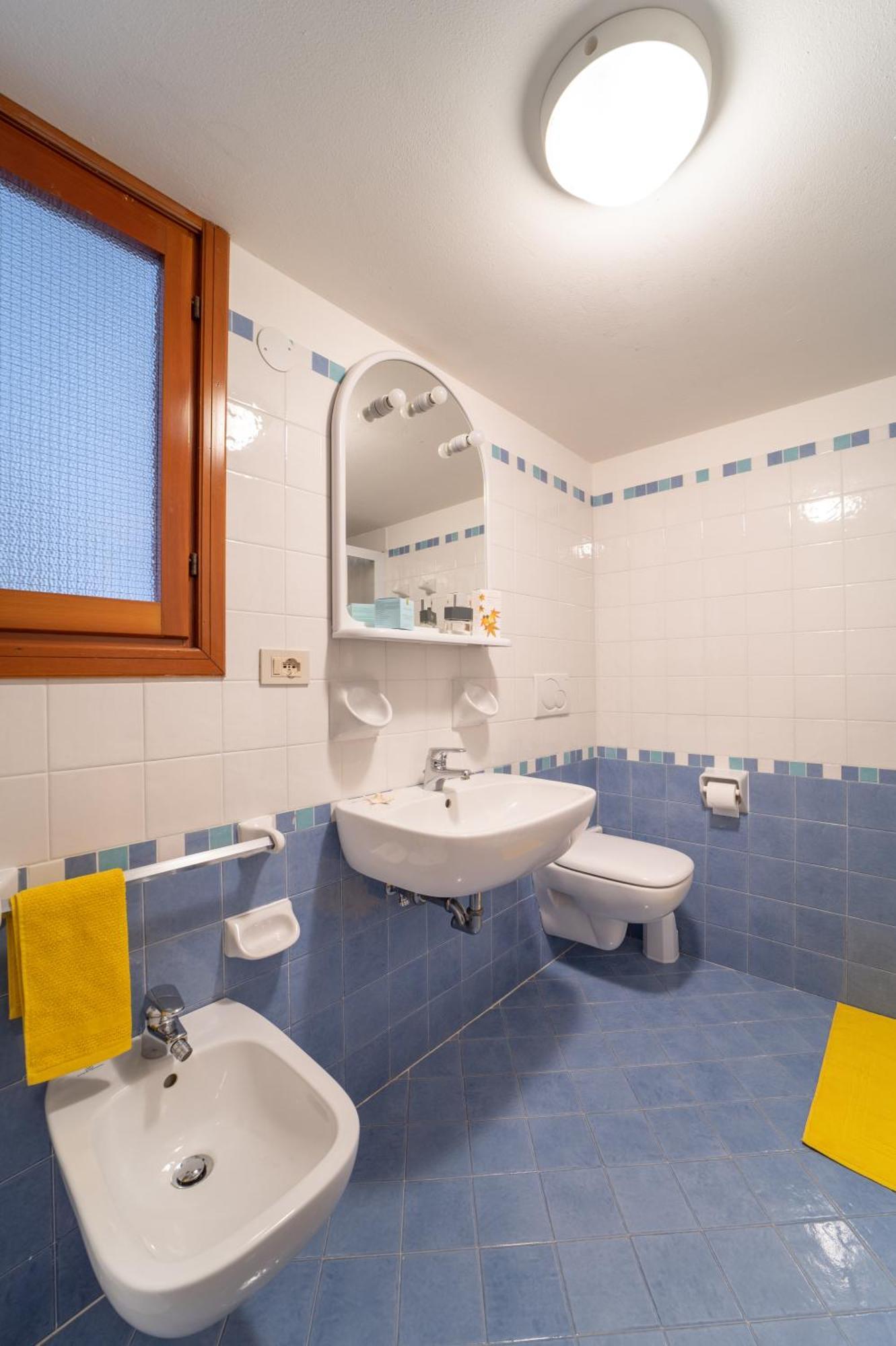 Villaggio Club Dei Pini 비비오네 외부 사진