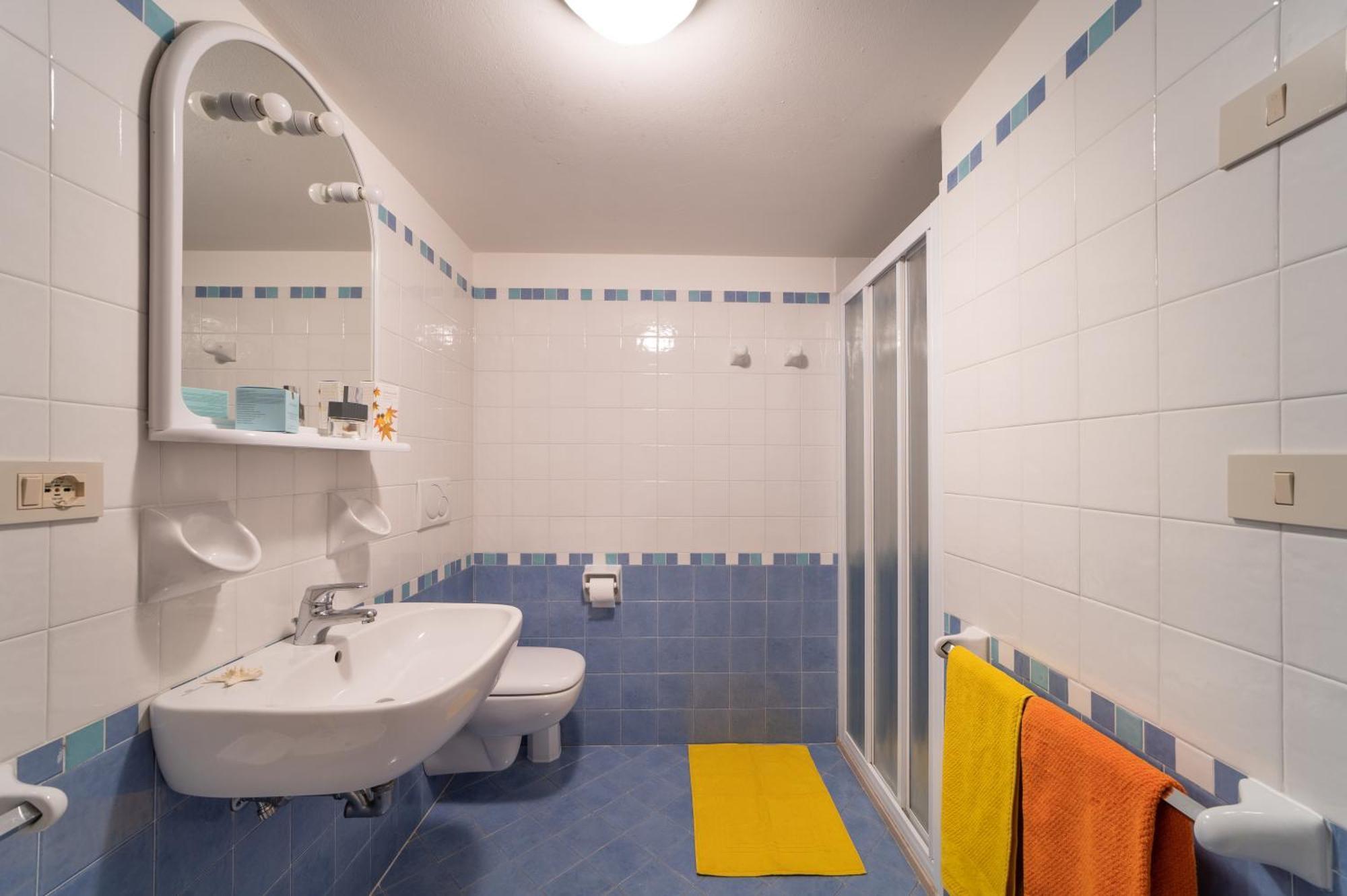 Villaggio Club Dei Pini 비비오네 외부 사진